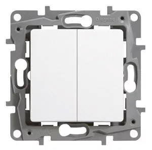 Niloé 105 2x1P csillárkapcsoló betét fehér süllyesztett IP20 2- billentyű/gomb LEGRAND 764506