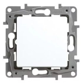   Niloé 102 2P kapcsoló betét fehér süllyesztett IP20 1- billentyű/gomb LEGRAND 764517