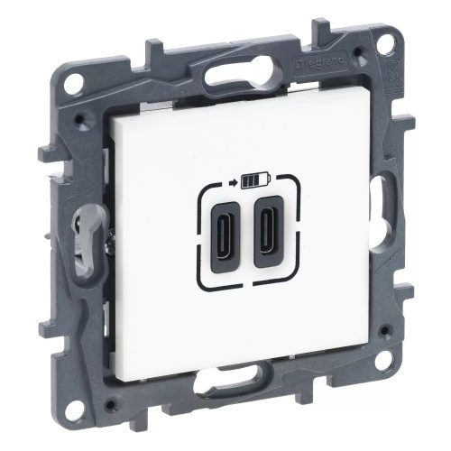 NiloéStep USB töltőaljzat 2xC 100-240V 50-60Hz/ 3000mA-max. süllyesztett fehér IP40 LEGRAND 863139