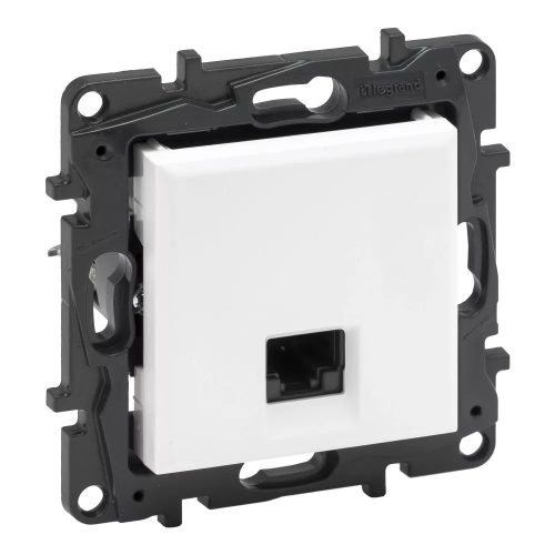 NiloéStep adatcsatlakozó dugalj UTP RJ45 8(8) Cat5e fehér LEGRAND 863159