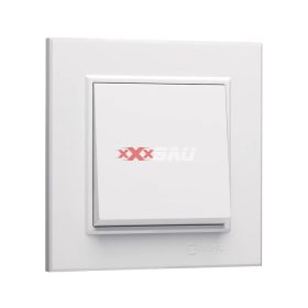 Karea 1 pólusú kapcsoló fehér